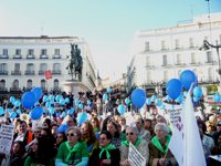 Más de 20.000 personas llenan la Puerta del Sol con un SI A LA VIDA 4