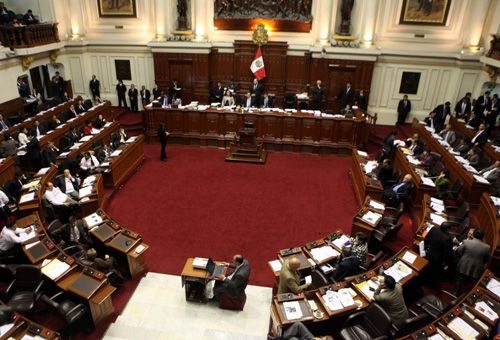 Triunfo pro-vida: Congreso peruano rechaza reparto de anticonceptivos a menores 1