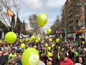 Miles de jóvenes inundan Madrid para gritar Sí a la Vida 1